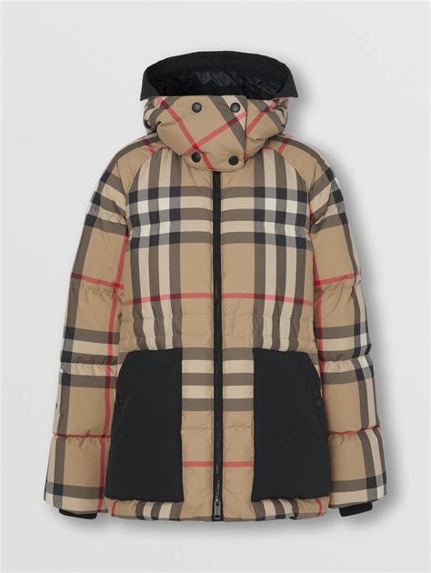 Doudounes Burberry pour femme 